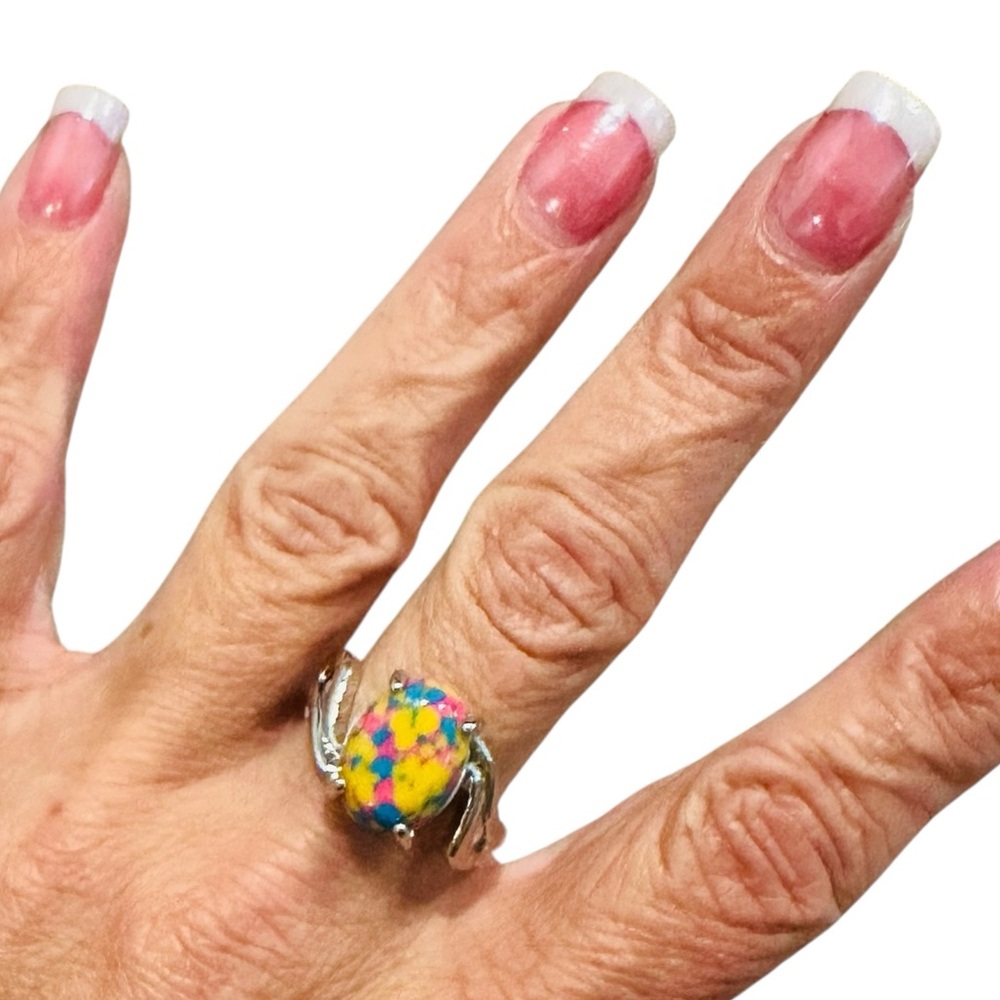 10/$25🦋 NIB Desimtion Silver Colorful Stone Ring - Size 20